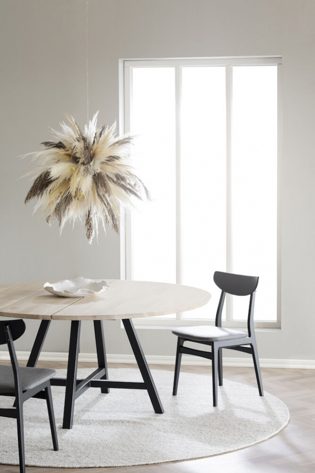 Ruokapöytä 'Carradale' Pyöreä 150cm - Ruskea/X-jalka