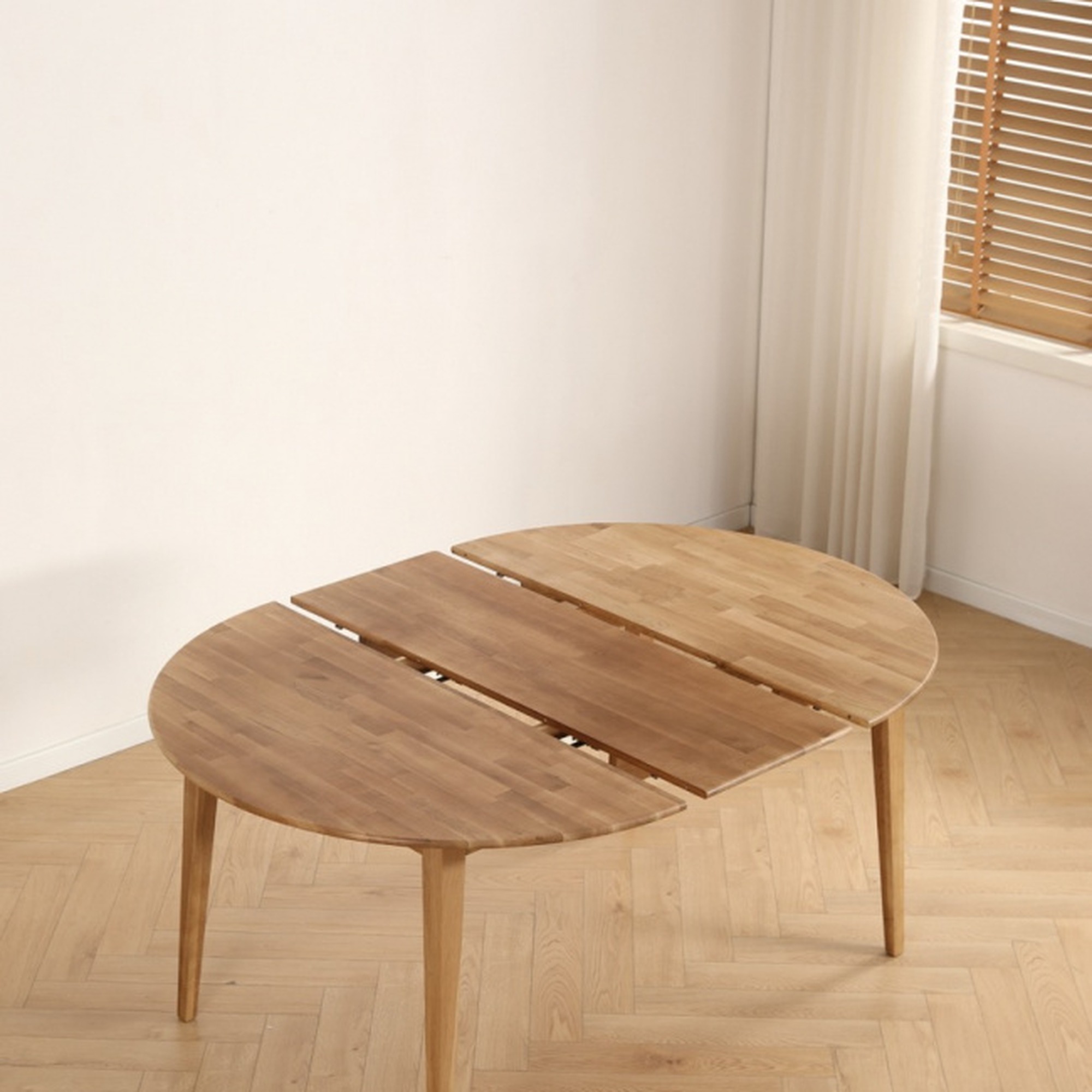 Ruokapöytä 'Saba' Pyöreä 120 cm - Tammi