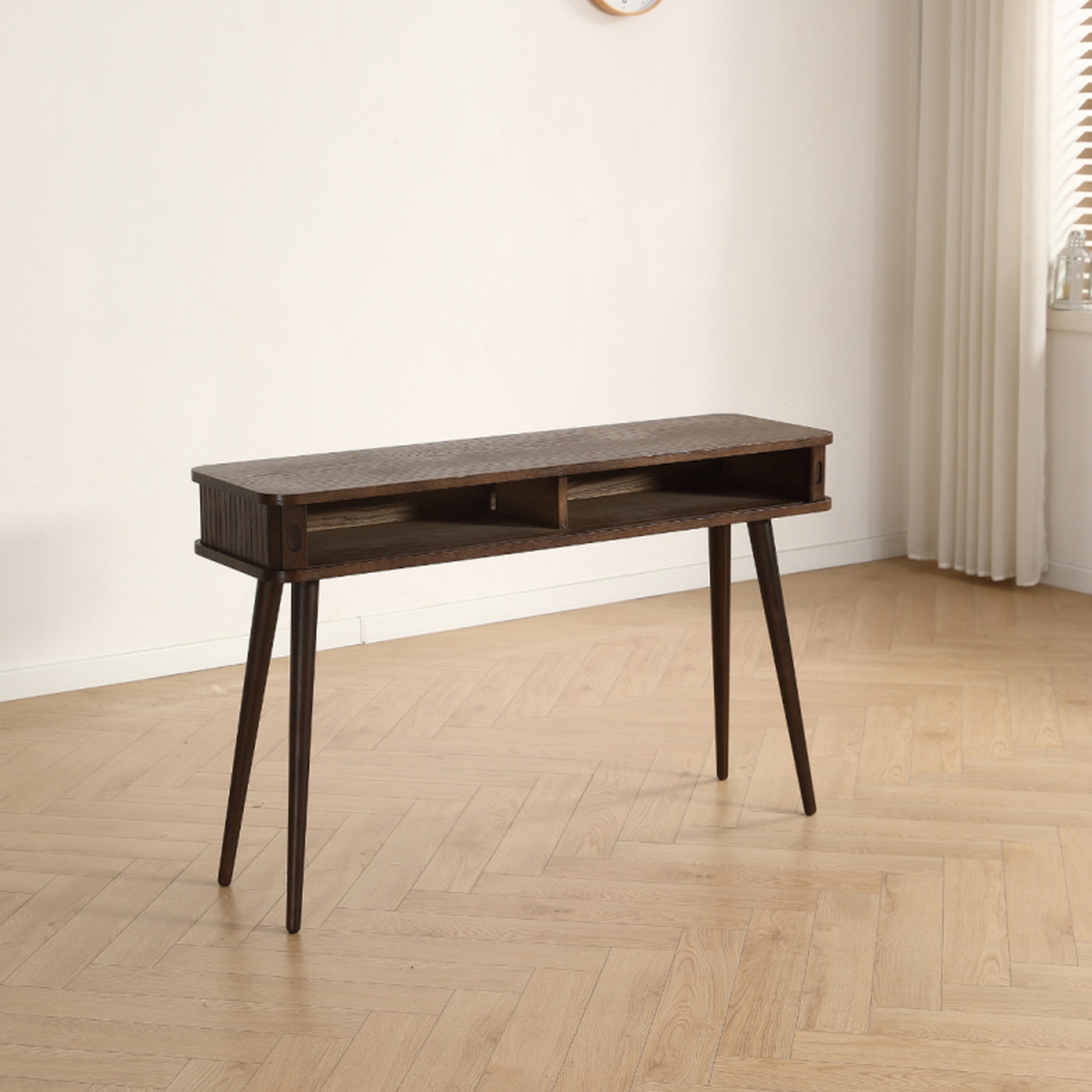 Kirjoituspöytä 'Vento' 120 cm - Pähkinä