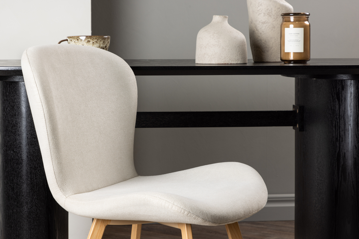 Tuoli 'Liljka' Beige