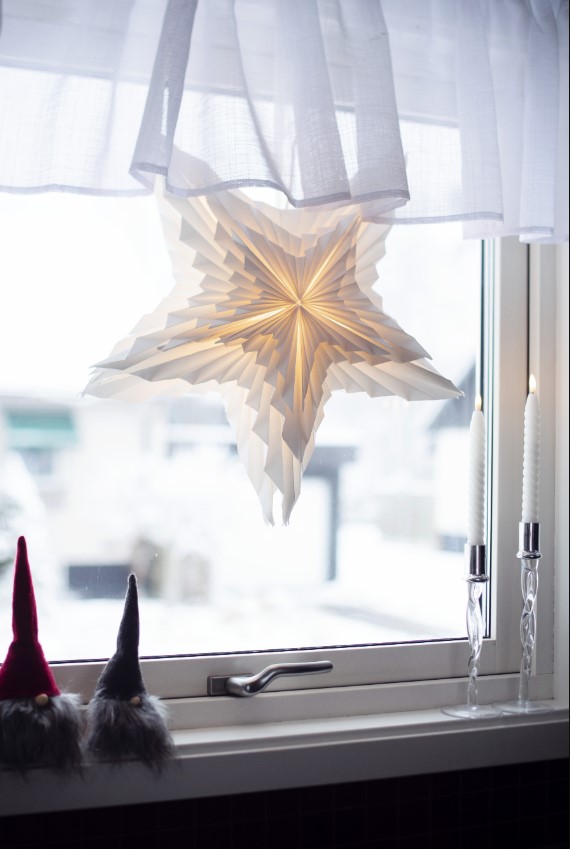 Joulutähti 'White' 70cm - Valkoinen