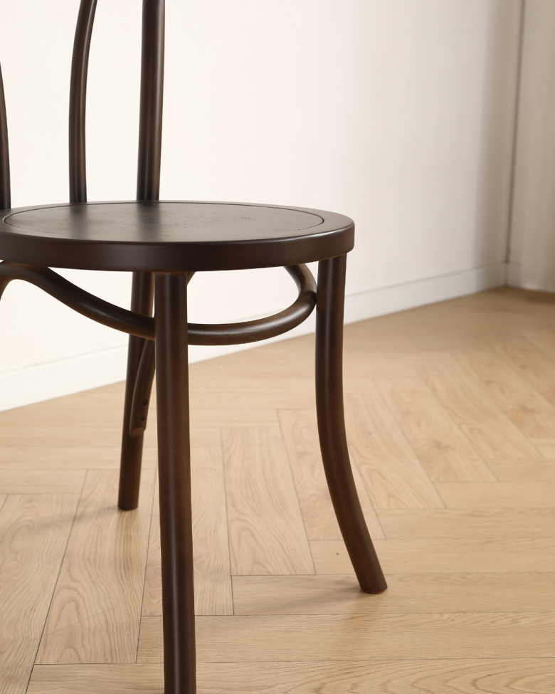 Tuoli 'Bistro' - Pähkinä