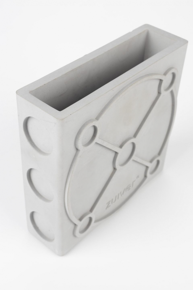 Maljakko 'Graphic Flat' - Harmaa