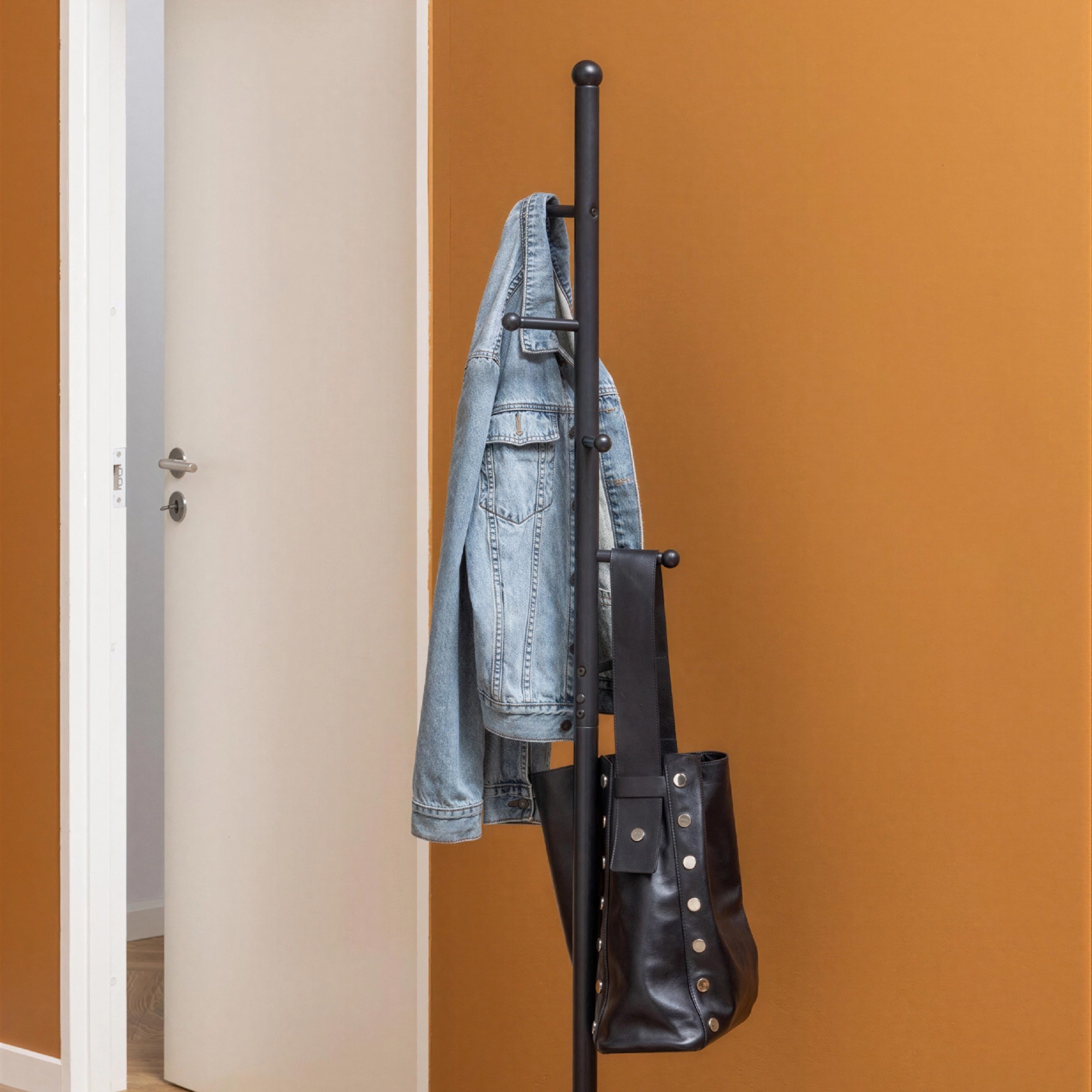 Vaateripustin 'Ljusdal' 32cm - Musta