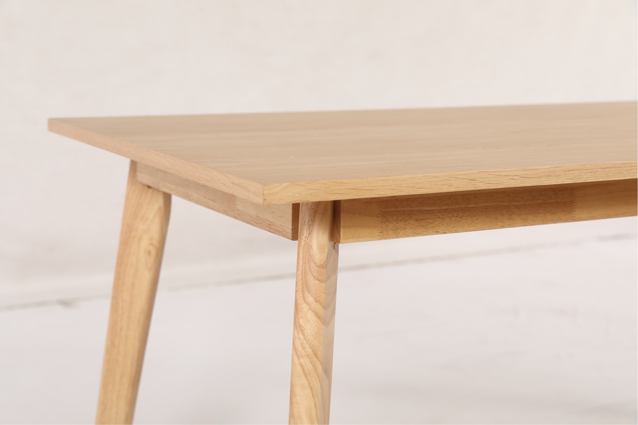 Ruokapöytä 'Nordisk' 180x70cm - Tammi