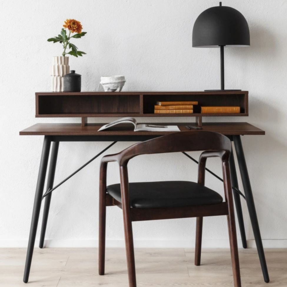 Käsinojatuoli 'Aspa' - Tummanruskea