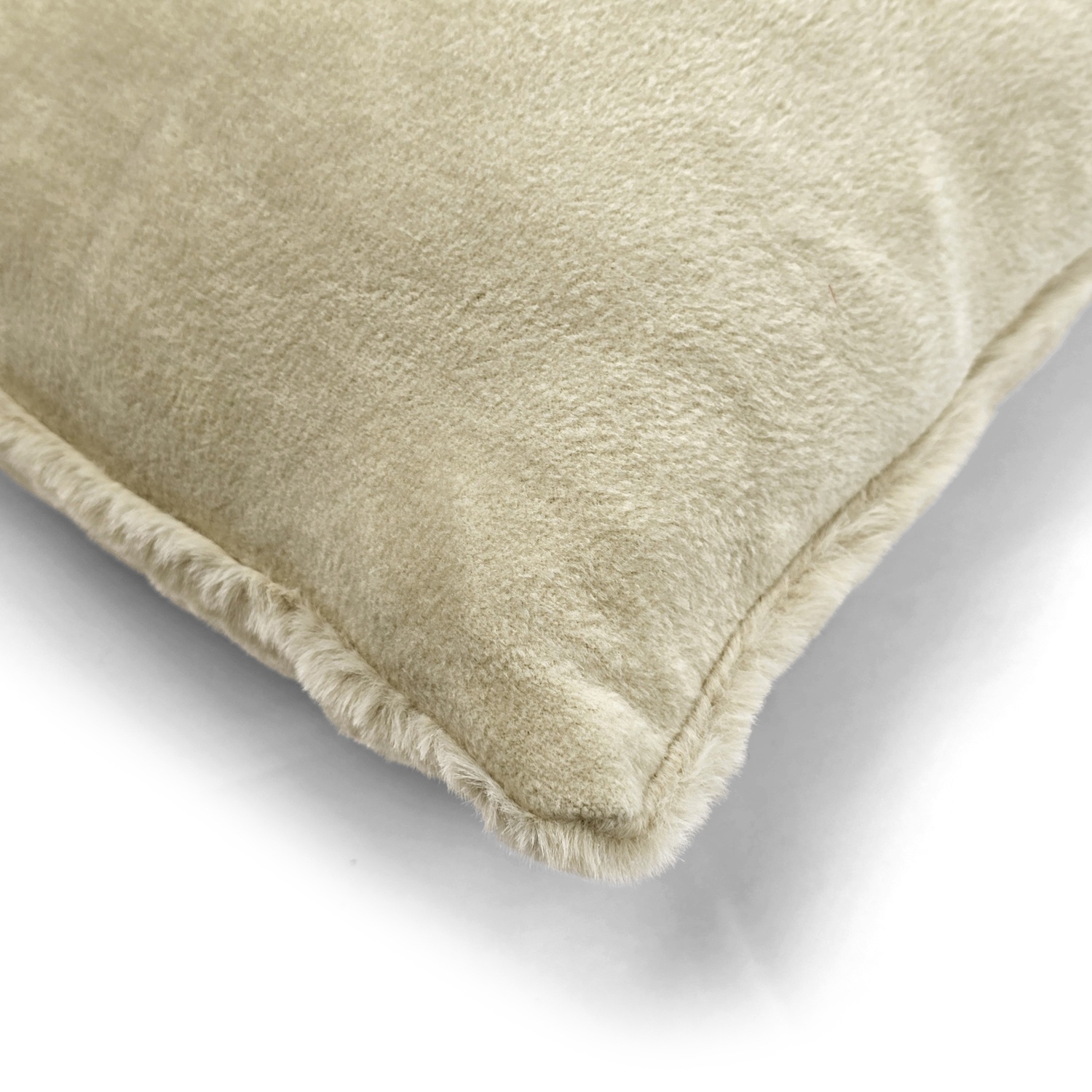 Tyynynpäällinen 'Aranga Super Soft' 45x45cm - Vaaleanvihreä