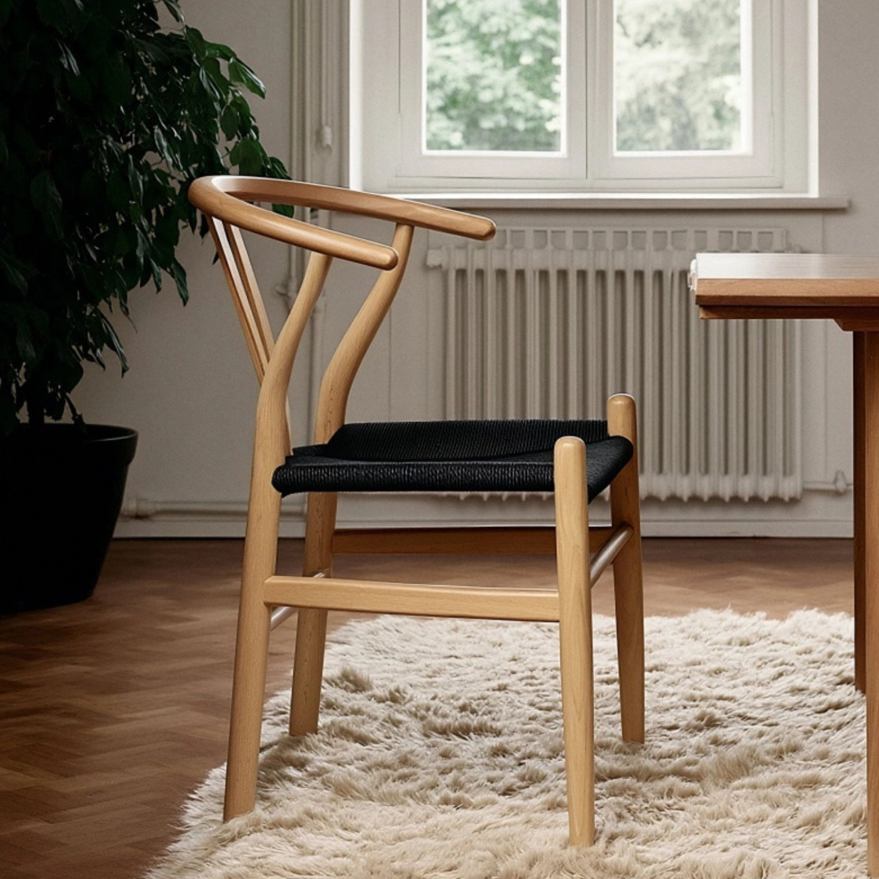 Tuoli 'Alta' - Luonnonv&auml;rinen/Musta