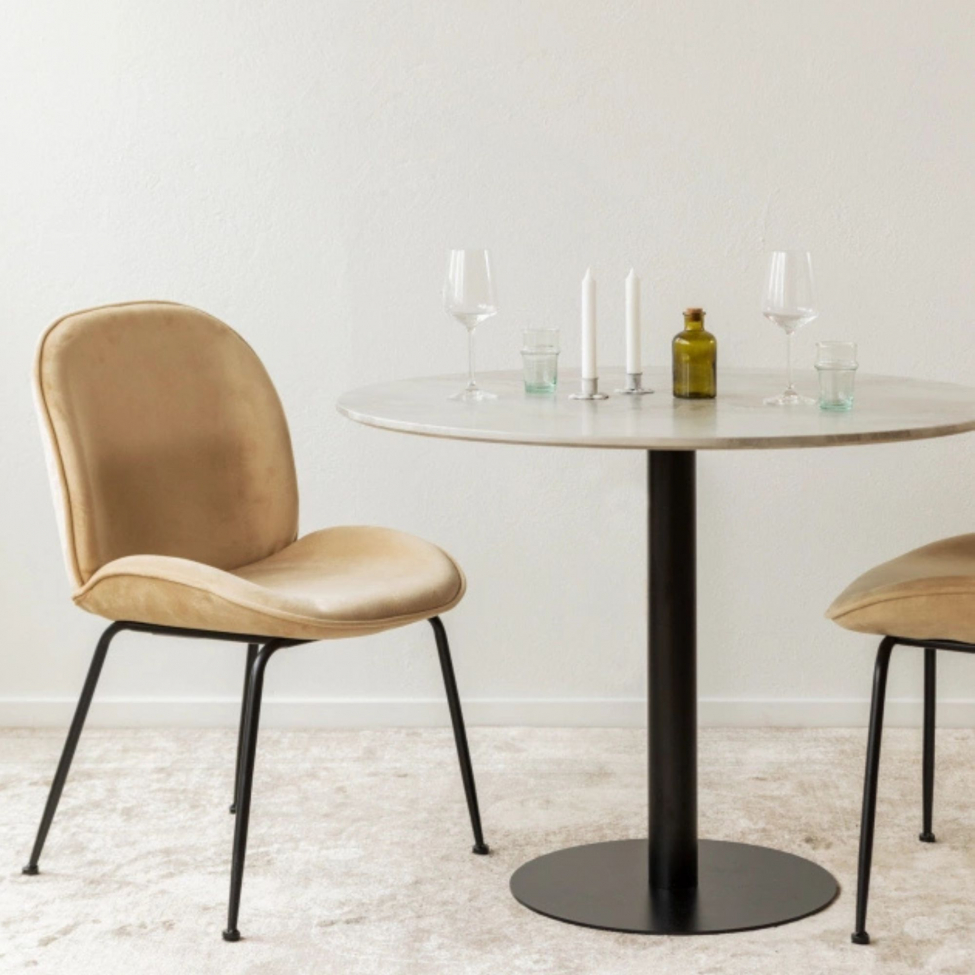 Ruokaryhm&auml; 'Marbelous Lux' - 1 P&ouml;yt&auml; &Oslash;100 & 4 Tuolia