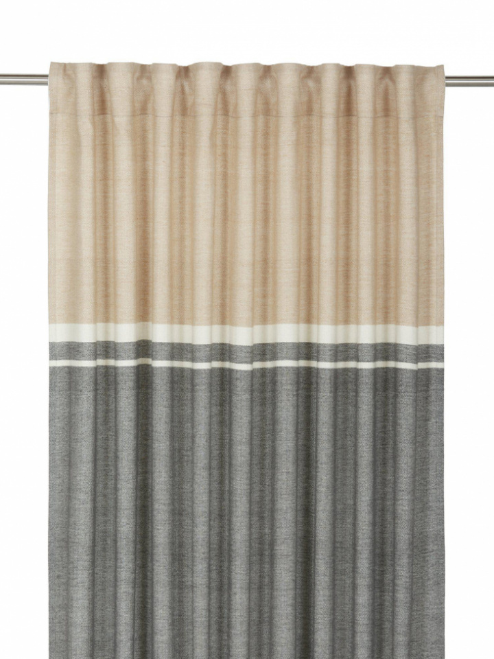 2-pakkaus Verho \'Carin\' 140x260 - Ruskea ryhmässä Sisustus / Kankaat / Verhot @ Reforma (1356-20-062)