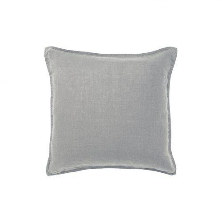 Tyynynpäällinen \'Julie\' 45x45 - Harmaa ryhmässä Kampanja / Sisustus / Kankaat @ Reforma (2303-47-010)