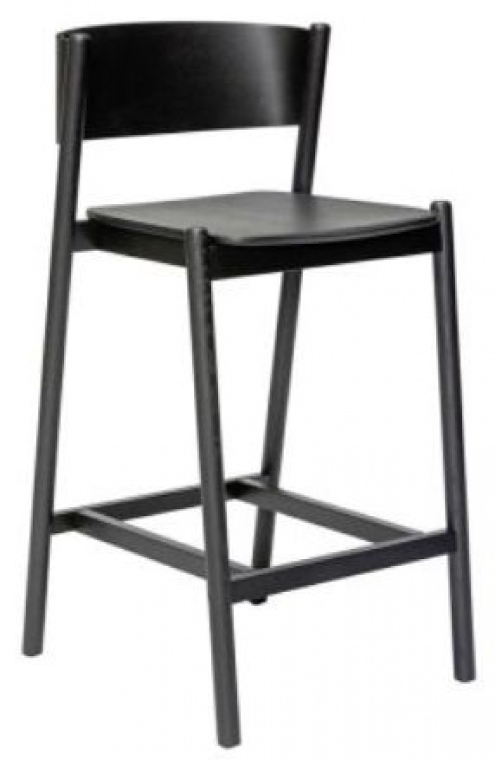 Jakkara \'Oblique\' - Musta ryhmässä Huonekalut / Istumakalusteet / Baari-tuolit @ Reforma (331608)