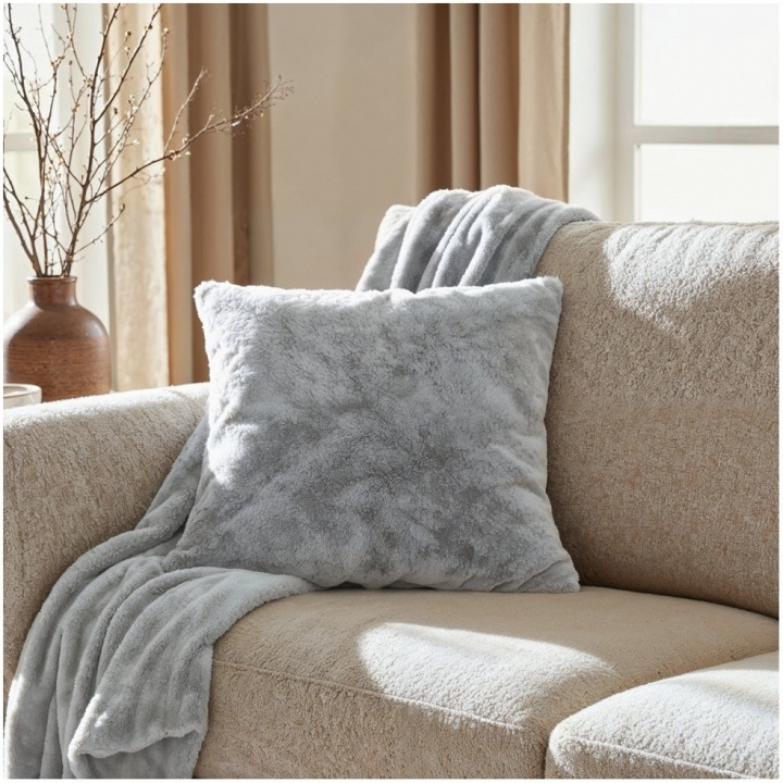 Huopa \'Aranga Super Soft Throw\' 130x170cm - Harmaa ryhmässä Sisustus / Kankaat / Peitot & huovat @ Reforma (V10201570)