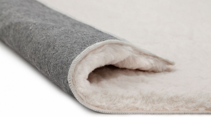 Ryijymatto \'Cloud Super Soft\' - luonnonvalkoinen ryhmässä Matot / Matot @ Reforma (V173401247)